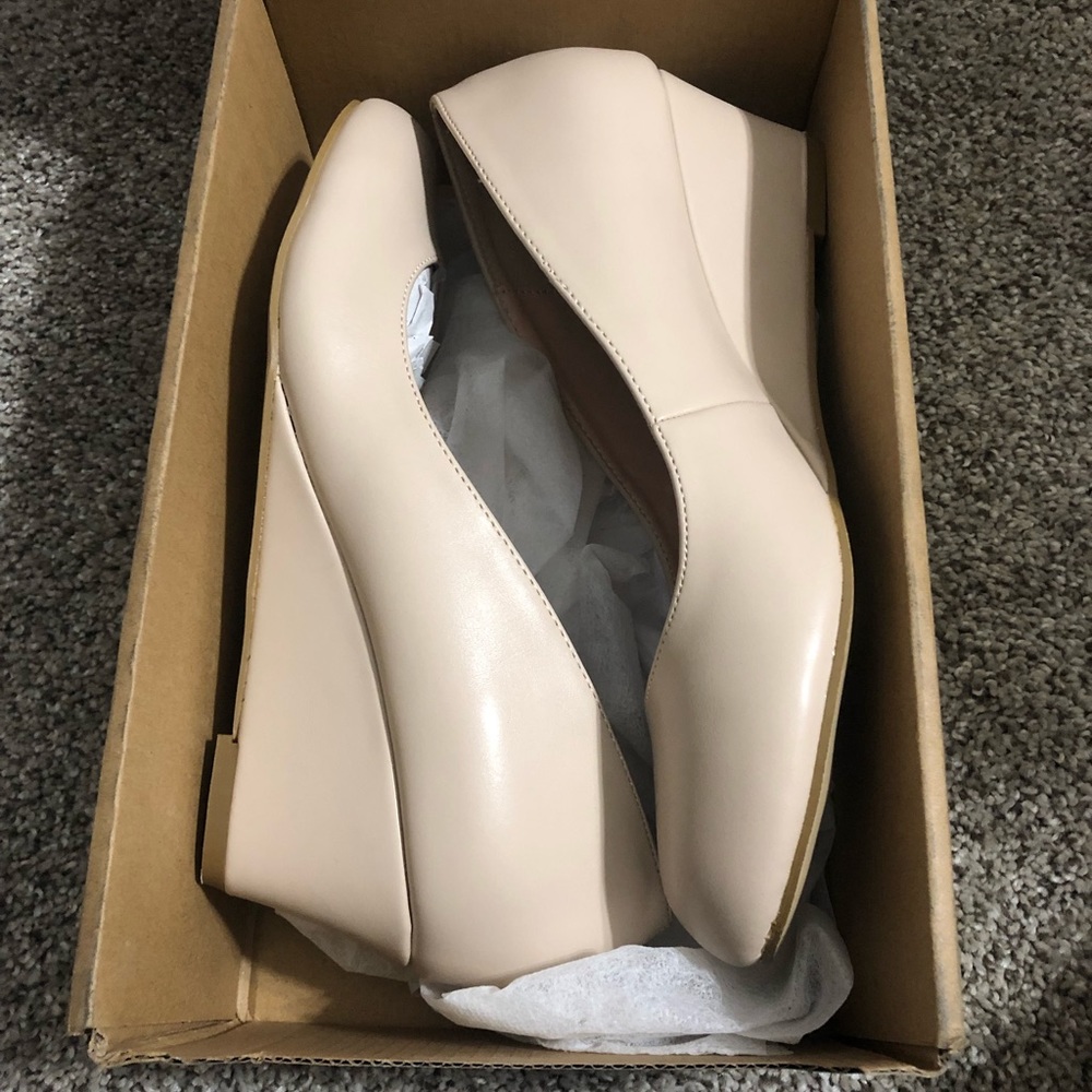 Journee Wedges